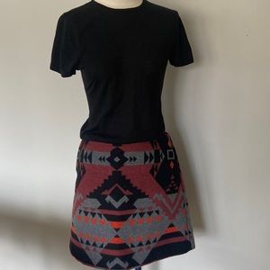 Mini Skirt w/ pockets Gap size 8, western style, recycled wool